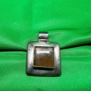 Mexican Silver 925 and Tiger's Eye Pendant